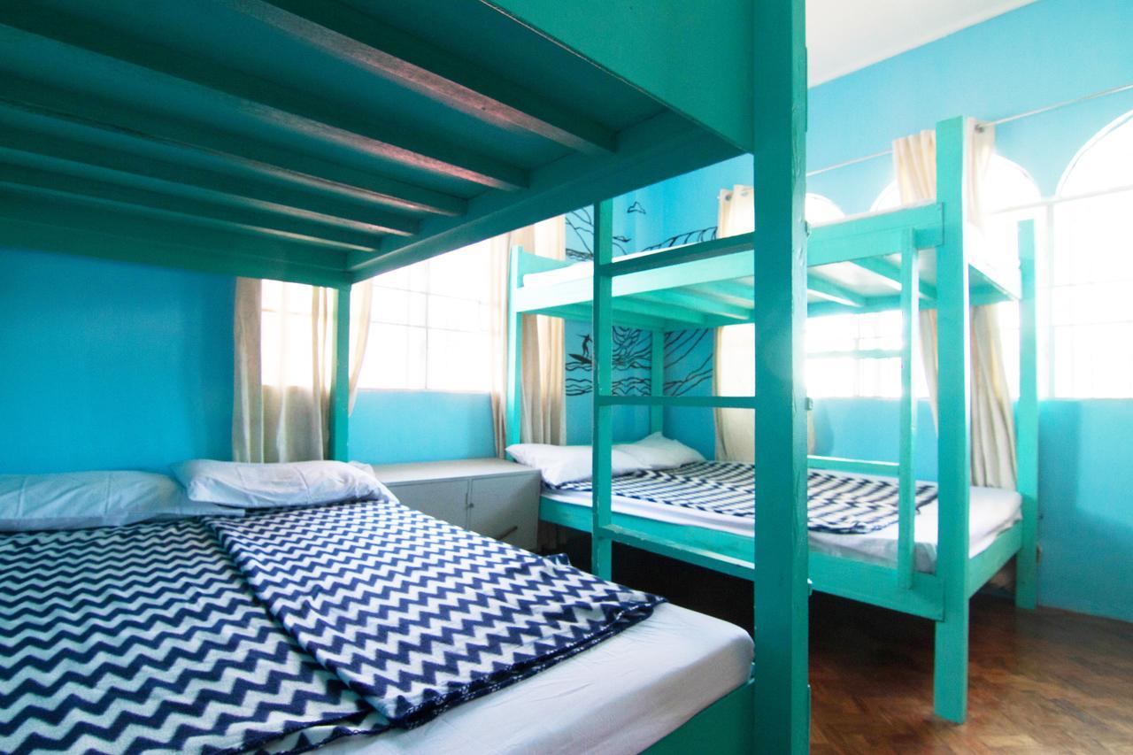 Go Surfari House Hostel Baler Exterior photo