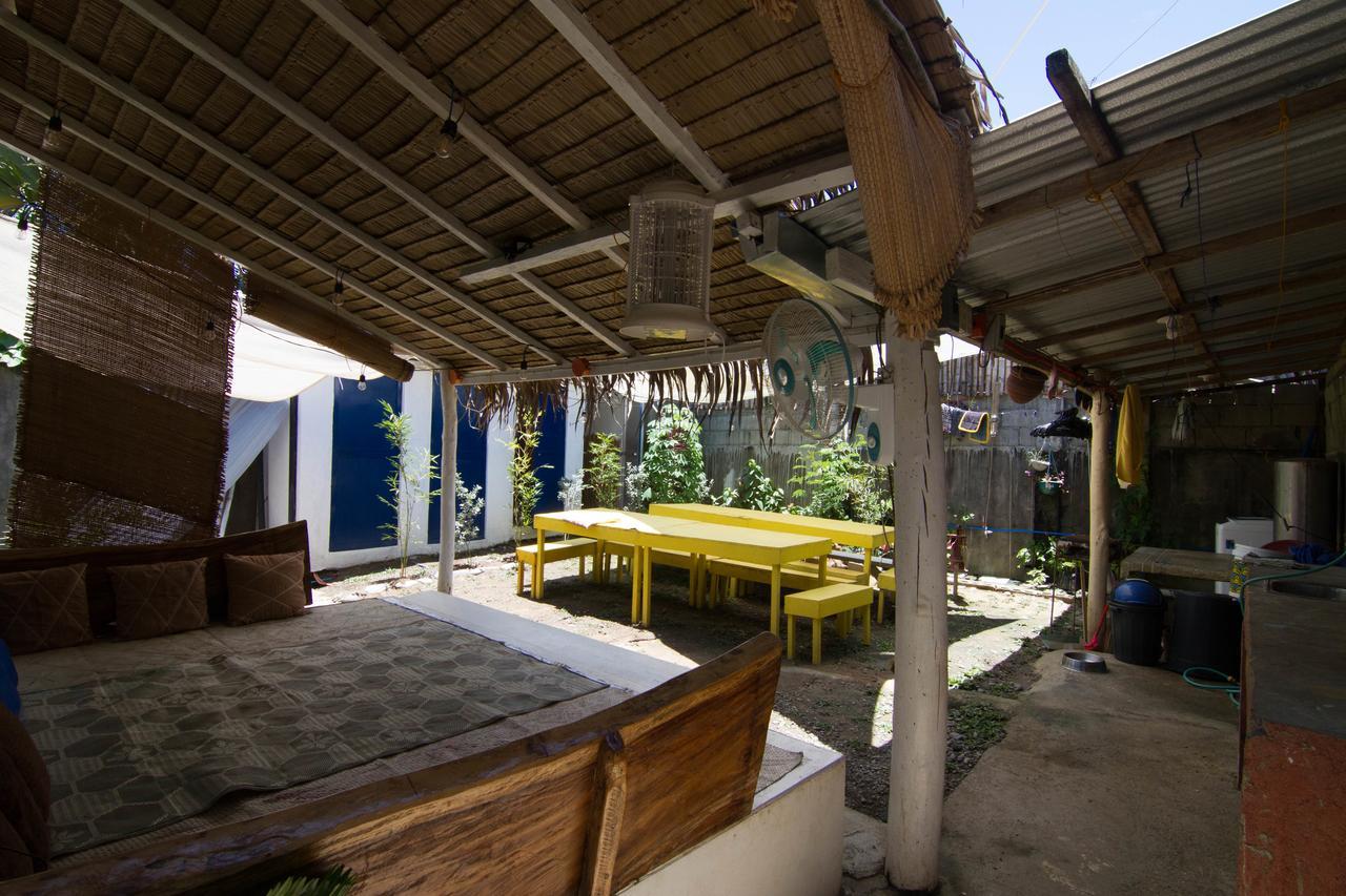 Go Surfari House Hostel Baler Exterior photo